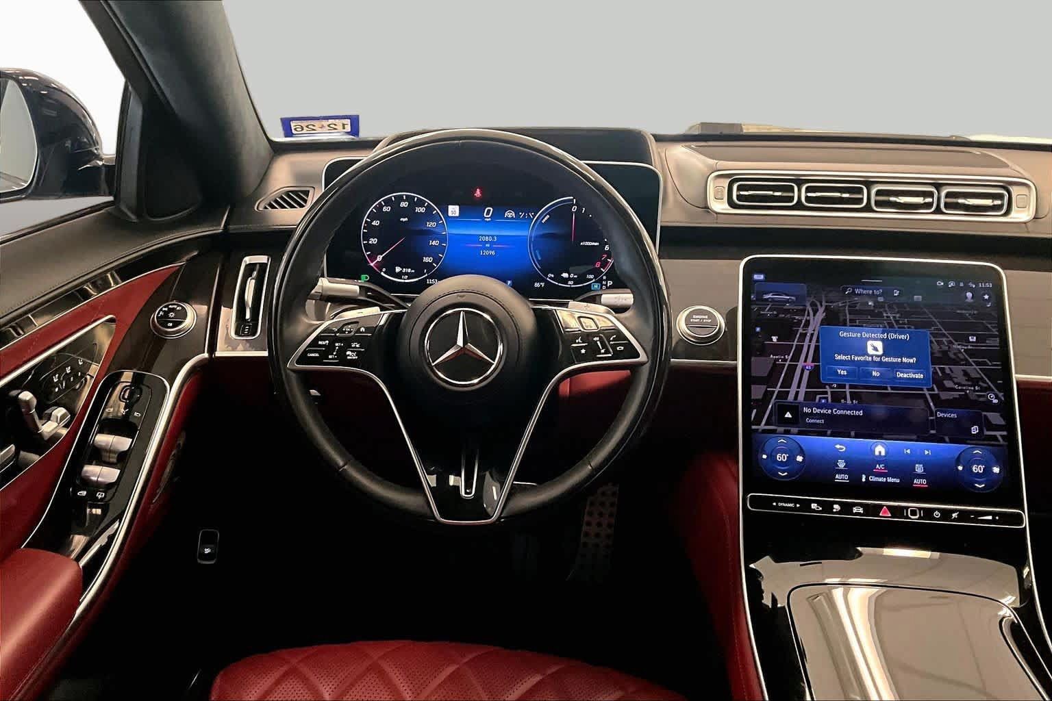 Used 2025 Mercedes-Benz S 580e 4MATIC Sedan image 17