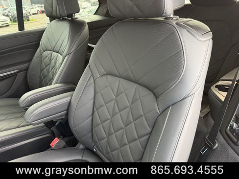 Used 2023 BMW X7 xDrive40i w/ Dynamic Handling Package AWD/4WD image 17