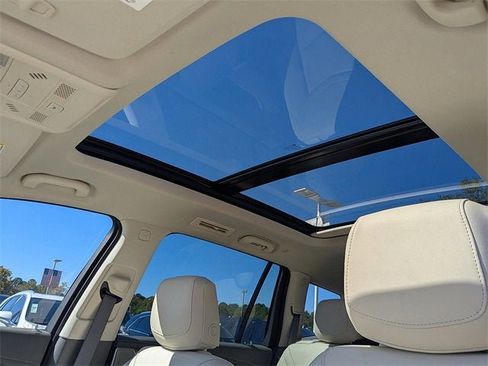 New 2025 Cadillac XT6 Premium Luxury w/ Technology Package image 21