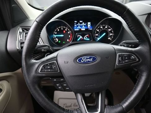 Used 2017 Ford Escape Titanium FWD image 8
