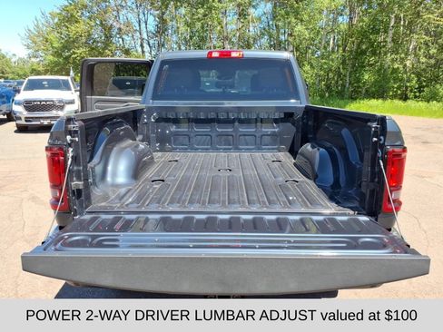 New 2026 RAM 2500 Big Horn AWD/4WD image 17