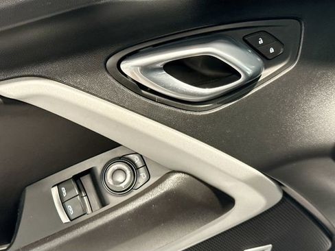 Used 2021 Chevrolet Camaro LT w/ RS Package image 16