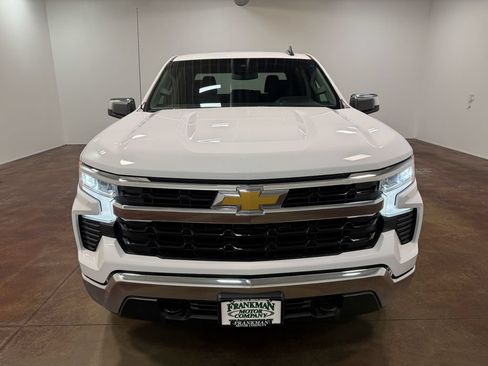 Used 2023 Chevrolet Silverado 1500 LT AWD/4WD image 39