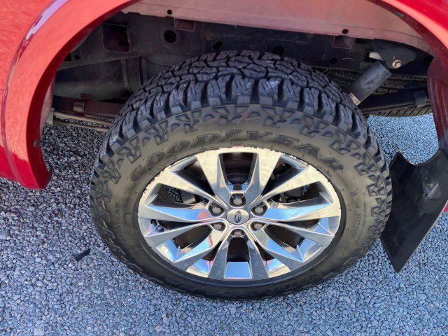 Used 2015 Ford F150 Lariat w/ Equipment Group 502A Luxury AWD/4WD image 11