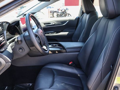 Certified 2023 Toyota Mirai w/ Advanced Technology Package RWD image 14