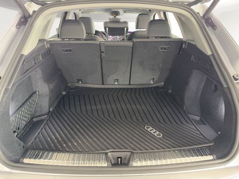 Used 2025 Audi Q5 Premium Plus w/ Premium Plus AWD/4WD image 13