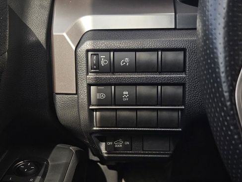 Used 2024 Toyota Tacoma TRD Off-Road AWD/4WD image 15