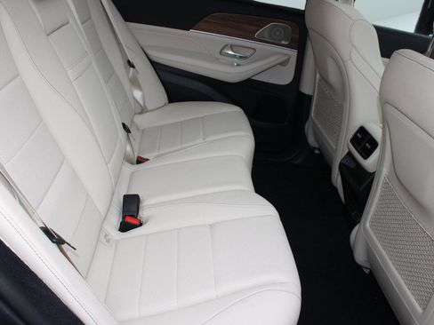 New 2026 Mercedes-Benz GLE 450 4MATIC image 33