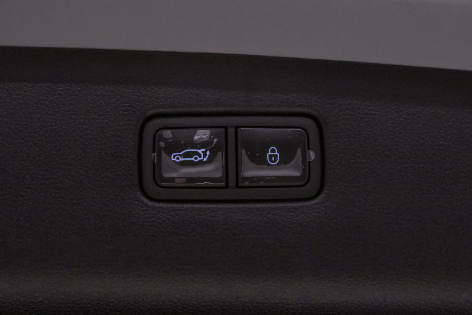 Certified 2026 Genesis GV70 2.5T AWD/4WD image 25