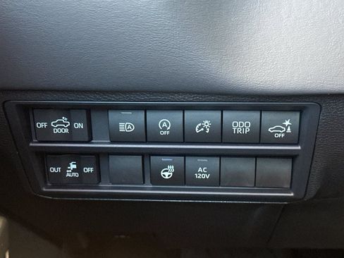 New 2026 Toyota Tundra Platinum AWD/4WD image 30