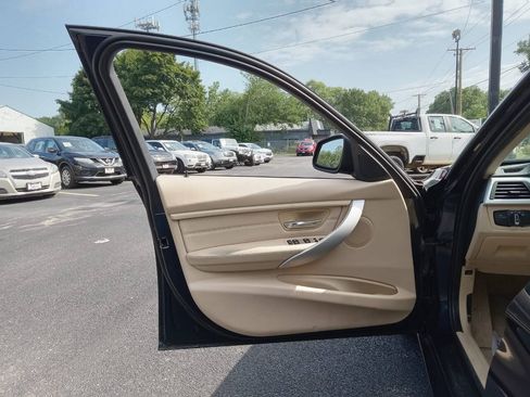 Used 2012 BMW 328i Sedan RWD image 11
