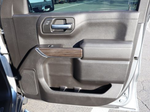 Used 2021 Chevrolet Silverado 1500 LT AWD/4WD image 35