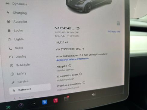 Used 2019 Tesla Model 3 Long Range image 15
