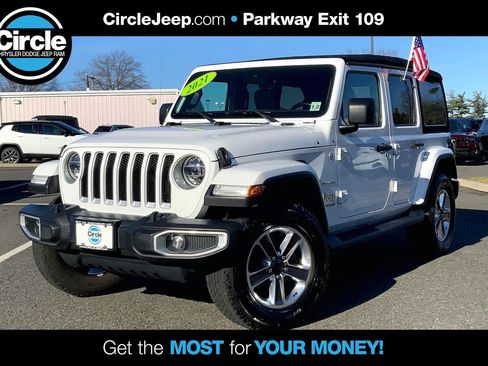 Certified 2021 Jeep Wrangler Unlimited Sahara w/ Dual Top Group image 1