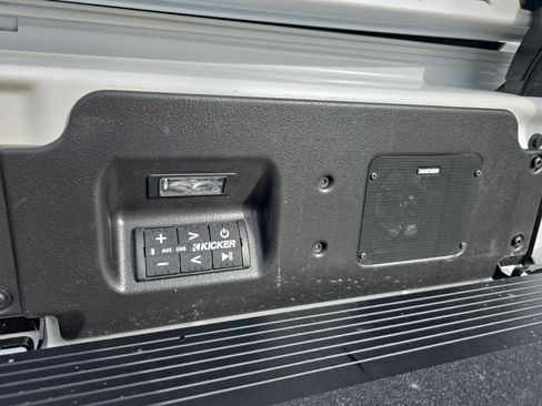 Used 2023 GMC Sierra 1500 Denali Ultimate image 6