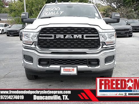 New 2024 RAM 3500 Tradesman w/ Towing Technology Group image 8