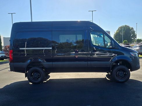 New 2026 Mercedes-Benz Sprinter 2500 image 7