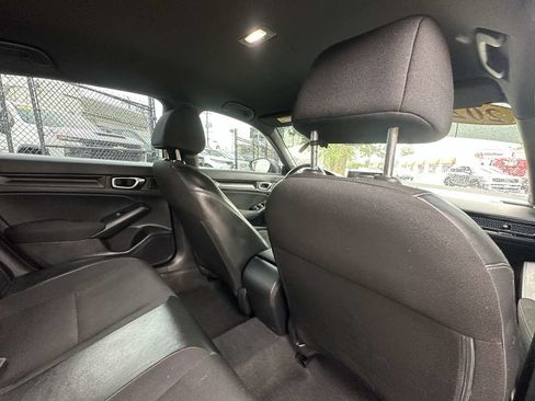 Used 2022 Honda Civic Sport image 32