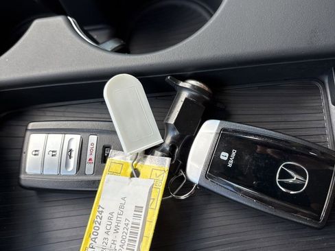 Used 2023 Acura TLX w/ Technology Package image 33