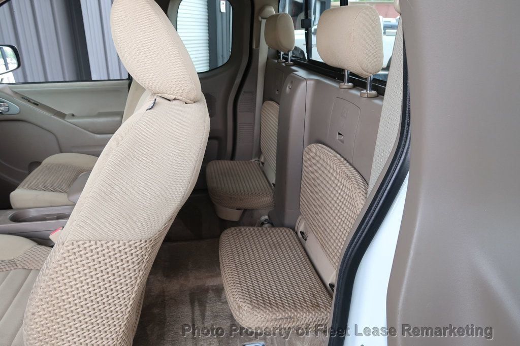 Used 2016 Nissan Frontier SV RWD image 15