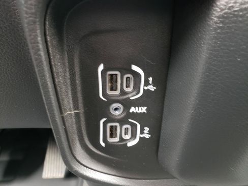 Used 2022 RAM 1500 Big Horn AWD/4WD image 19