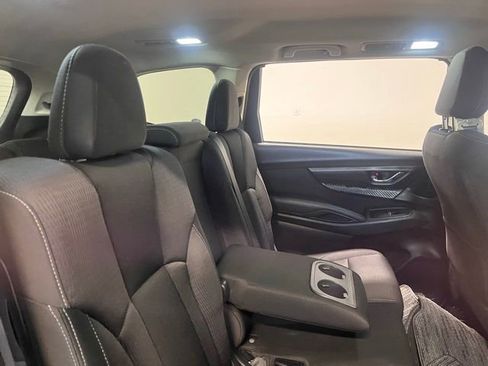 Used 2024 Subaru Ascent Premium image 14