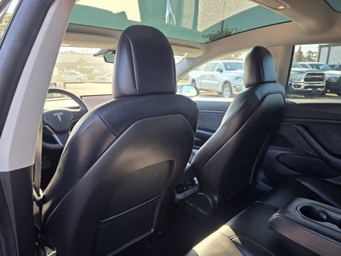 Used 2020 Tesla Model 3 Long Range AWD/4WD image 19