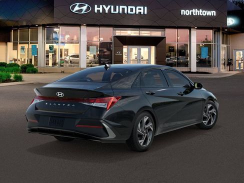 New 2026 Hyundai Elantra SEL Sport Premium FWD image 4
