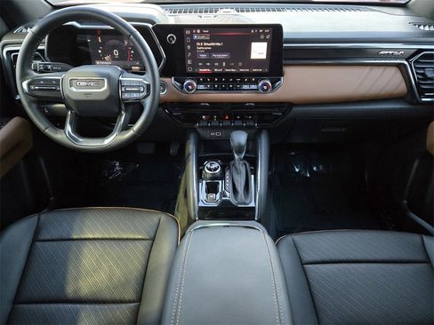 Used 2023 GMC Canyon AT4 w/ AT4 Premium Package image 12