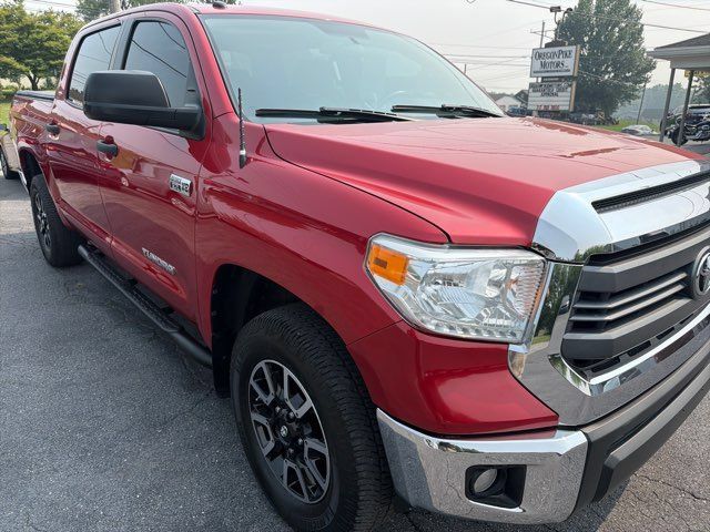 Used 2015 Toyota Tundra SR5 w/ TRD Off Road Package AWD/4WD image 5