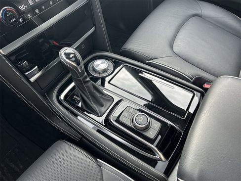 Certified 2024 INFINITI QX80 Premium Select w/ Cargo Package image 22