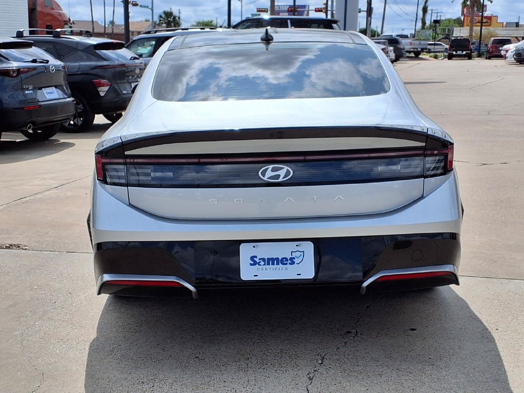 Used 2025 Hyundai Sonata SEL FWD image 7