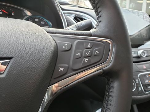 Used 2016 Chevrolet Malibu LT image 20