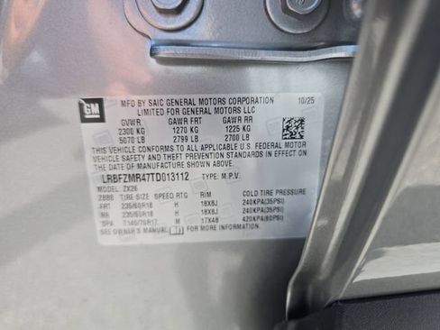 Certified 2026 Buick Envision Preferred AWD/4WD image 33