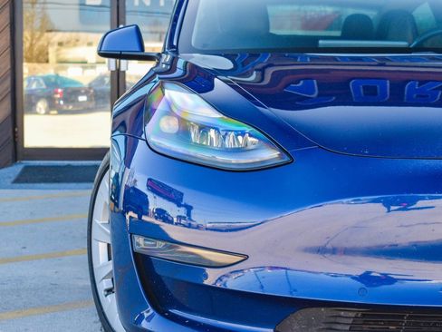Used 2021 Tesla Model 3 Standard Range Plus image 24