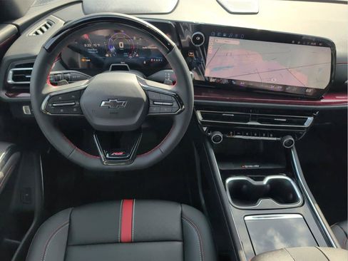 New 2026 Chevrolet Traverse RS w/ LPO, Floor Liner Package image 17