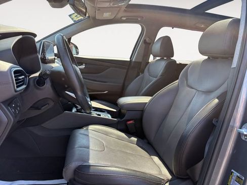 Used 2019 Hyundai Santa Fe FWD image 9