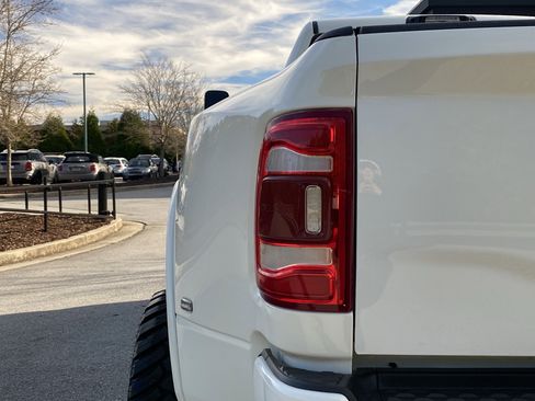 Used 2022 RAM 3500 Limited w/ Max Tow Package image 45