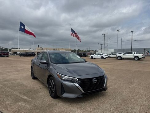 Certified 2024 Nissan Sentra SV FWD image 2