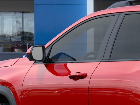 New 2027 Chevrolet Equinox ACTIV w/ Safety and Technology Package FWD image 36
