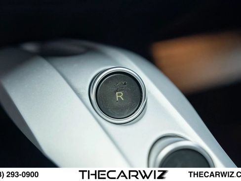 Used 2014 Ferrari F12 Berlinetta RWD image 77
