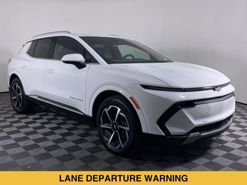 Certified 2024 Chevrolet Equinox EV LT FWD image 19
