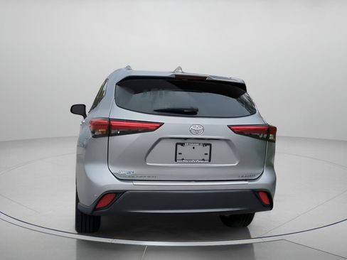 Used 2022 Toyota Highlander Limited image 22