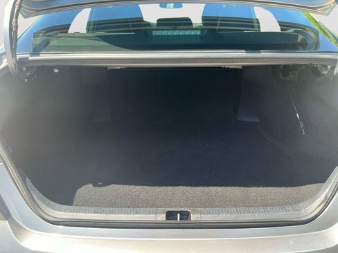 Used 2025 Toyota Camry SE FWD image 17