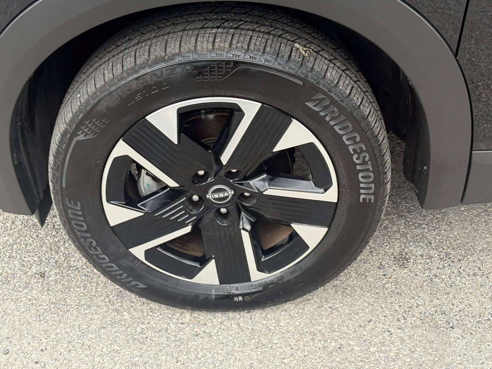 Used 2026 Nissan Kicks SV w/ Cold Weather Package AWD/4WD image 24