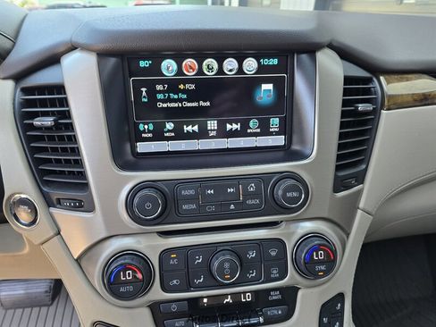 Used 2017 GMC Yukon Denali w/ Open Road Package AWD/4WD image 40