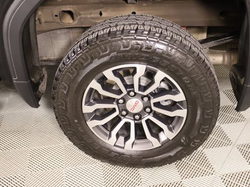 Used 2020 GMC Sierra 1500 AT4 w/ AT4 Premium Package AWD/4WD image 20