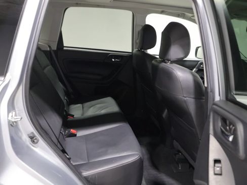 Used 2014 Subaru Forester 2.5i Limited w/ Popular Package #2 AWD/4WD image 19