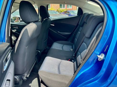 Used 2018 Toyota Yaris iA FWD image 14