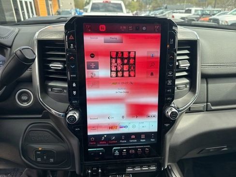 New 2026 RAM 2500 Laramie AWD/4WD image 19